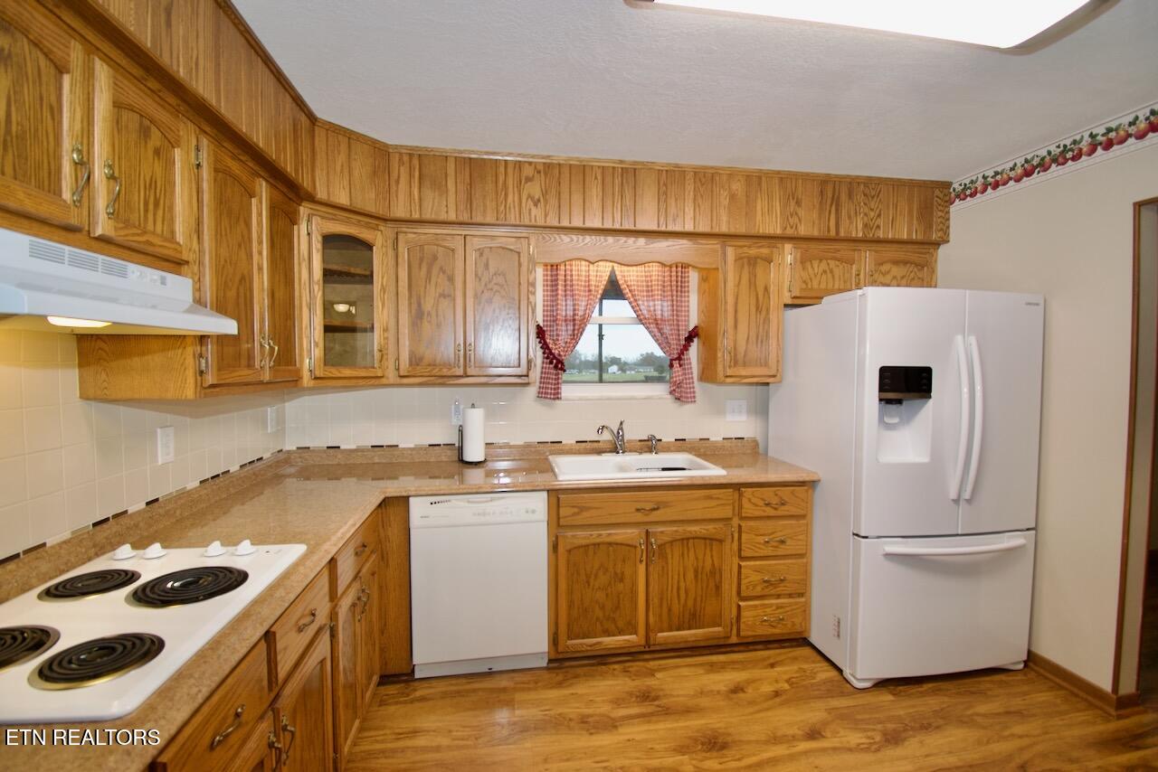 922 Ratledge Road Friendsville, TN 37737 - Photo 16 of 60 DSC_0056