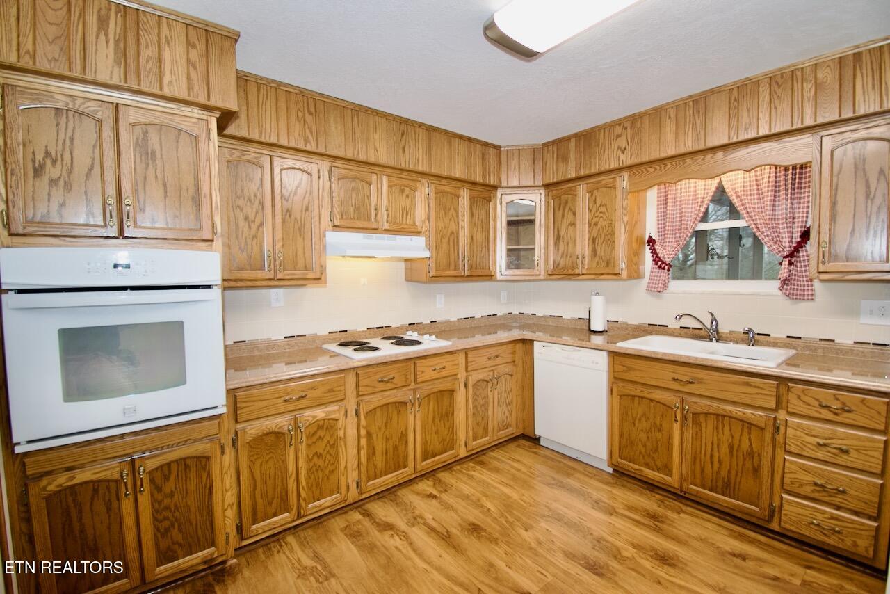 922 Ratledge Road Friendsville, TN 37737 - Photo 17 of 60 DSC_0057