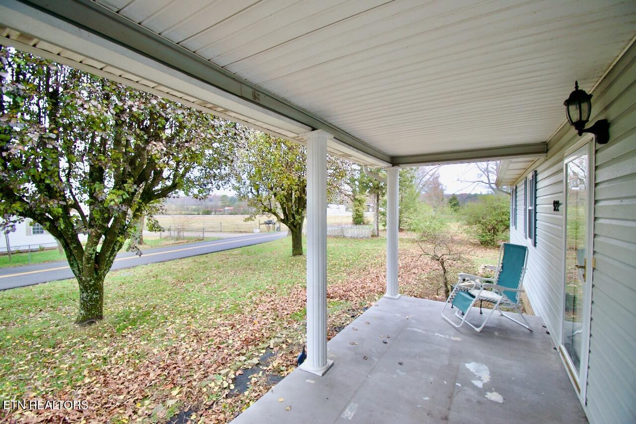 922 Ratledge Road Friendsville, TN 37737 - Photo 5 of 60 DSC_0019