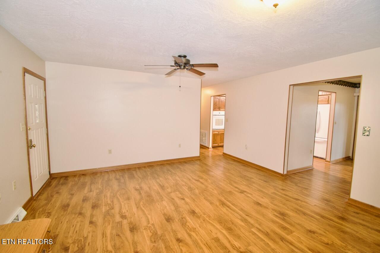 922 Ratledge Road Friendsville, TN 37737 - Photo 10 of 60 DSC_0026