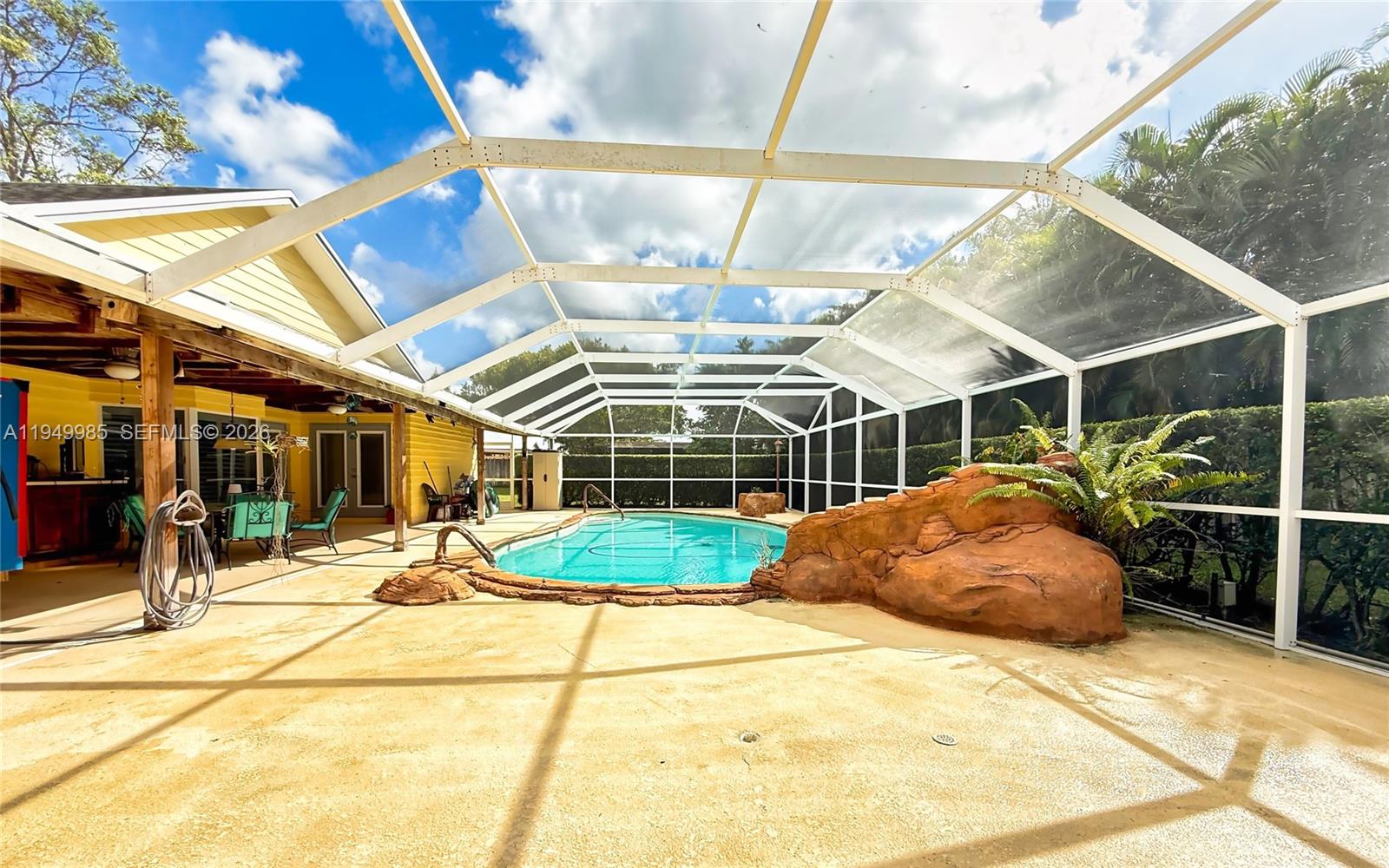 19280 Southwest 304th Street Homestead, FL 33030 - Photo 41 of 57