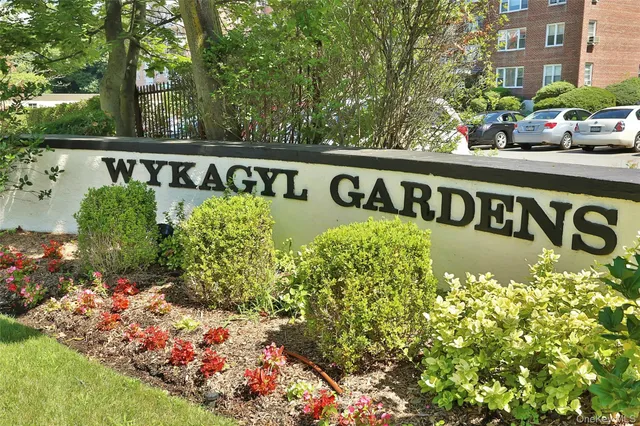 a view of sign board