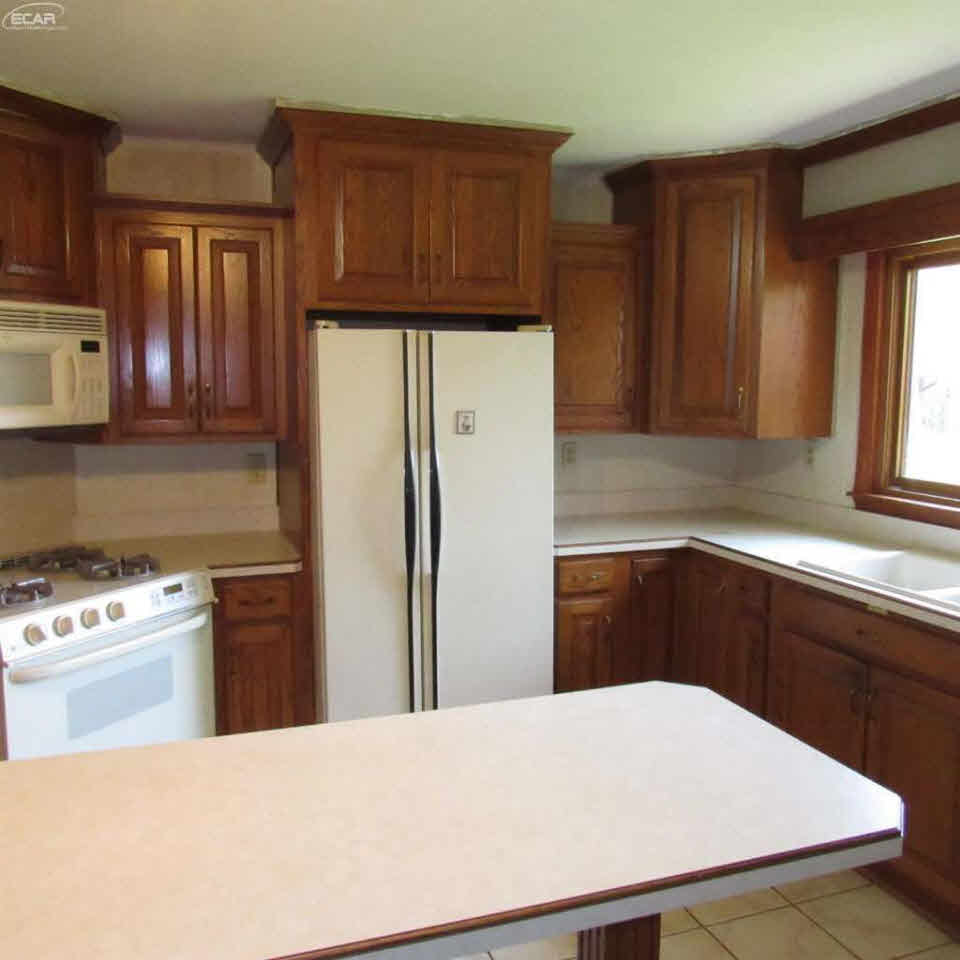 13228 Lubke Road New Buffalo, MI 49117 - Photo 5 of 59 21148835-4.JPG