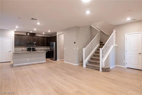 $2,600 | 11552 Alpine Cove Avenue, Las Vegas, NV 89138