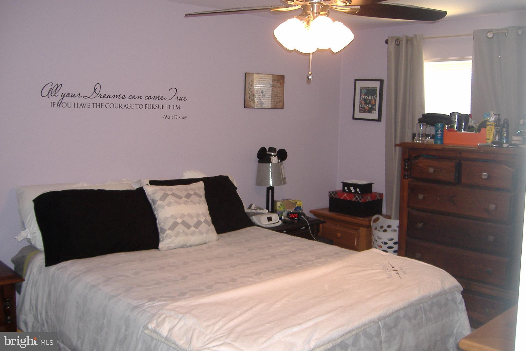 12714 Cabell Road Philadelphia, PA 19154 - Photo 15 of 23
