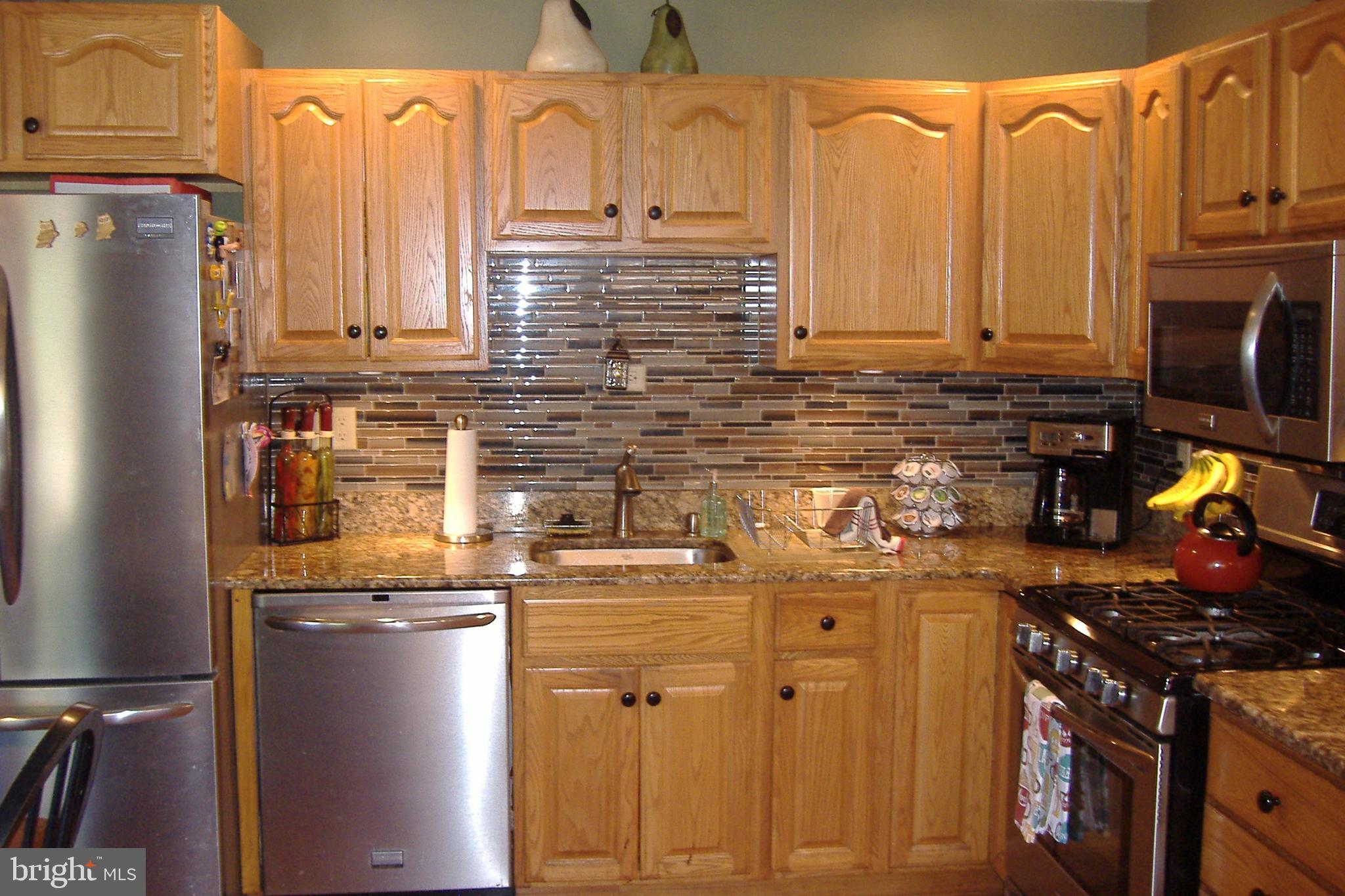 12714 Cabell Road Philadelphia, PA 19154 - Photo 6 of 23