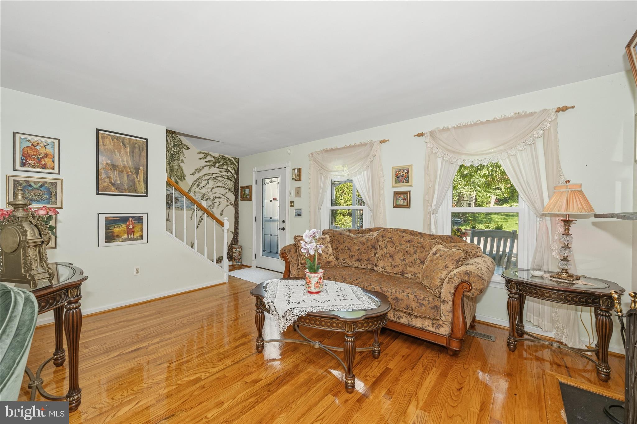 6594 Hemlock Point Road New Market, MD 21774 - Photo 26 of 98 Living Room