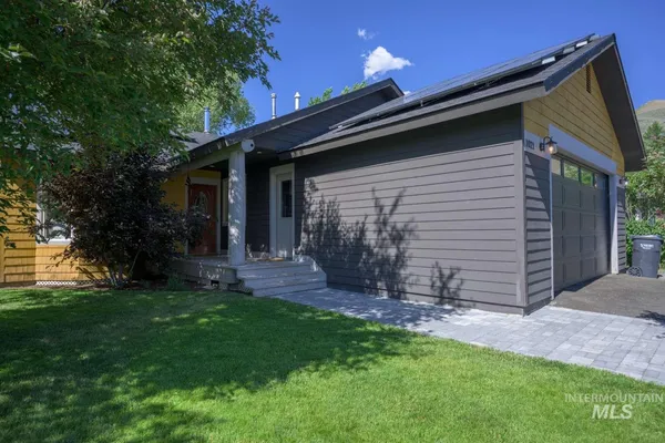 $650,000 | 1021 Cherry Hill Drive, Hailey, ID 83333