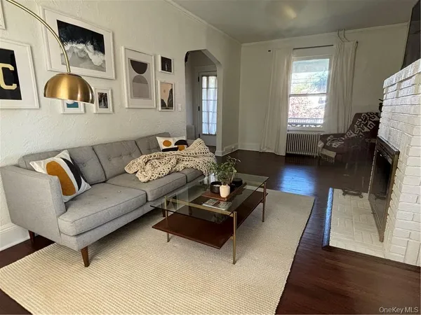 $4,200 | 194 North Midland Avenue, Nyack, NY 10960