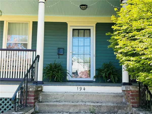 $4,200 | 194 North Midland Avenue, Nyack, NY 10960