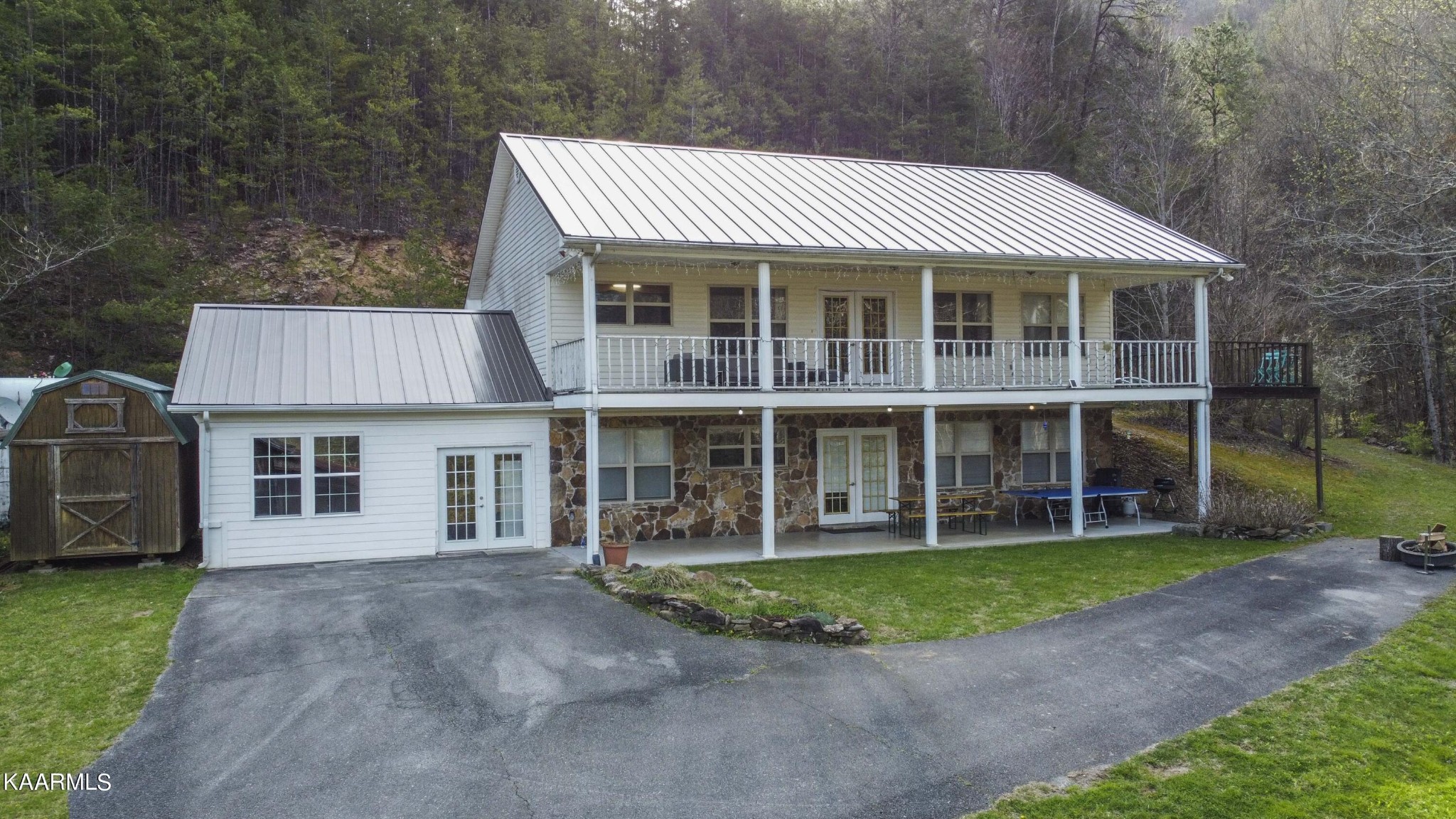 180 Williamsburg Road Vonore, TN 37885 - Photo 1 of 54 Gallery Image 1