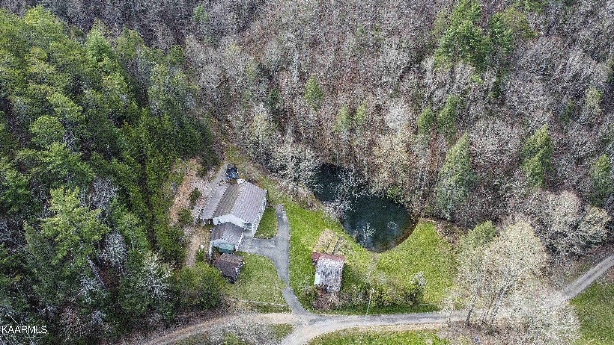 180 Williamsburg Road Vonore, TN 37885 - Photo 7 of 54 Gallery Image 7
