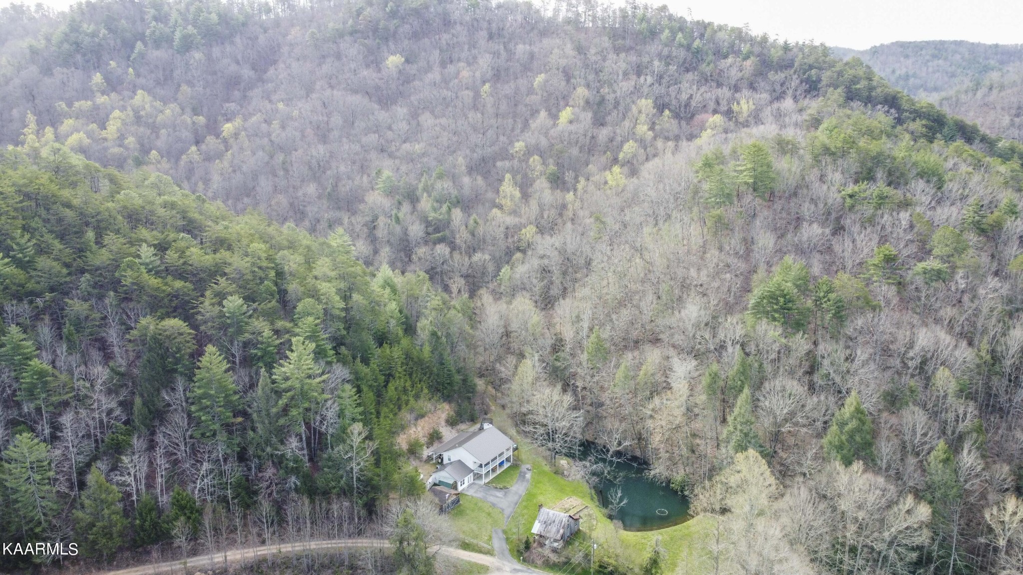 180 Williamsburg Road Vonore, TN 37885 - Photo 9 of 54 Gallery Image 9