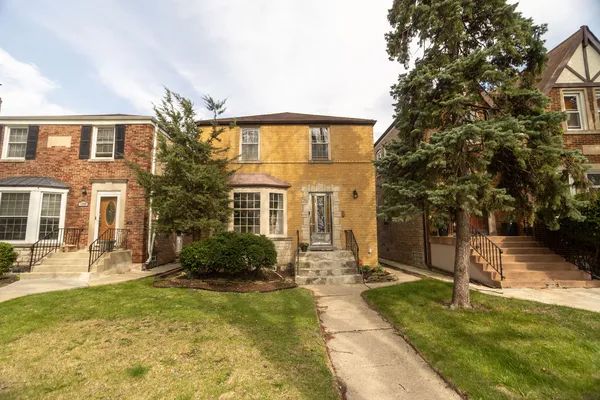 $350,000 | 1747 North Sayre Avenue, Chicago, IL 60707