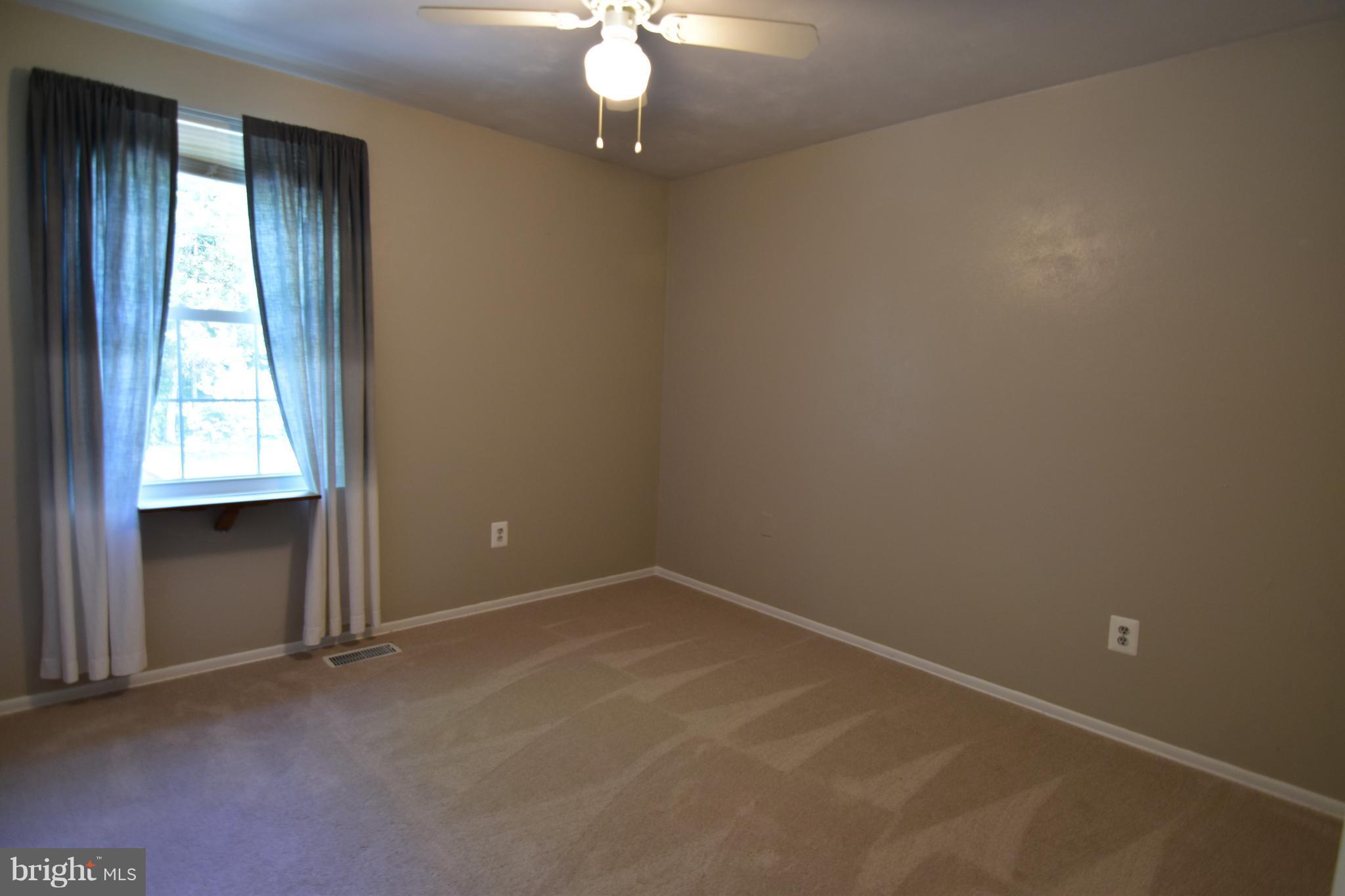 126 Magnolia Road Sterling, VA 20164 - Photo 8 of 21 2nd Bedroom