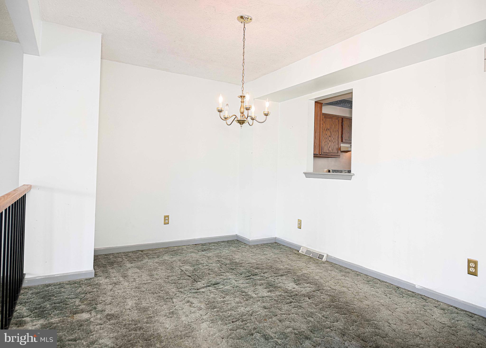 2916 Carlyle Court Abingdon, MD 21009 - Photo 10 of 30 Dining room w/ pass thru to kitchen