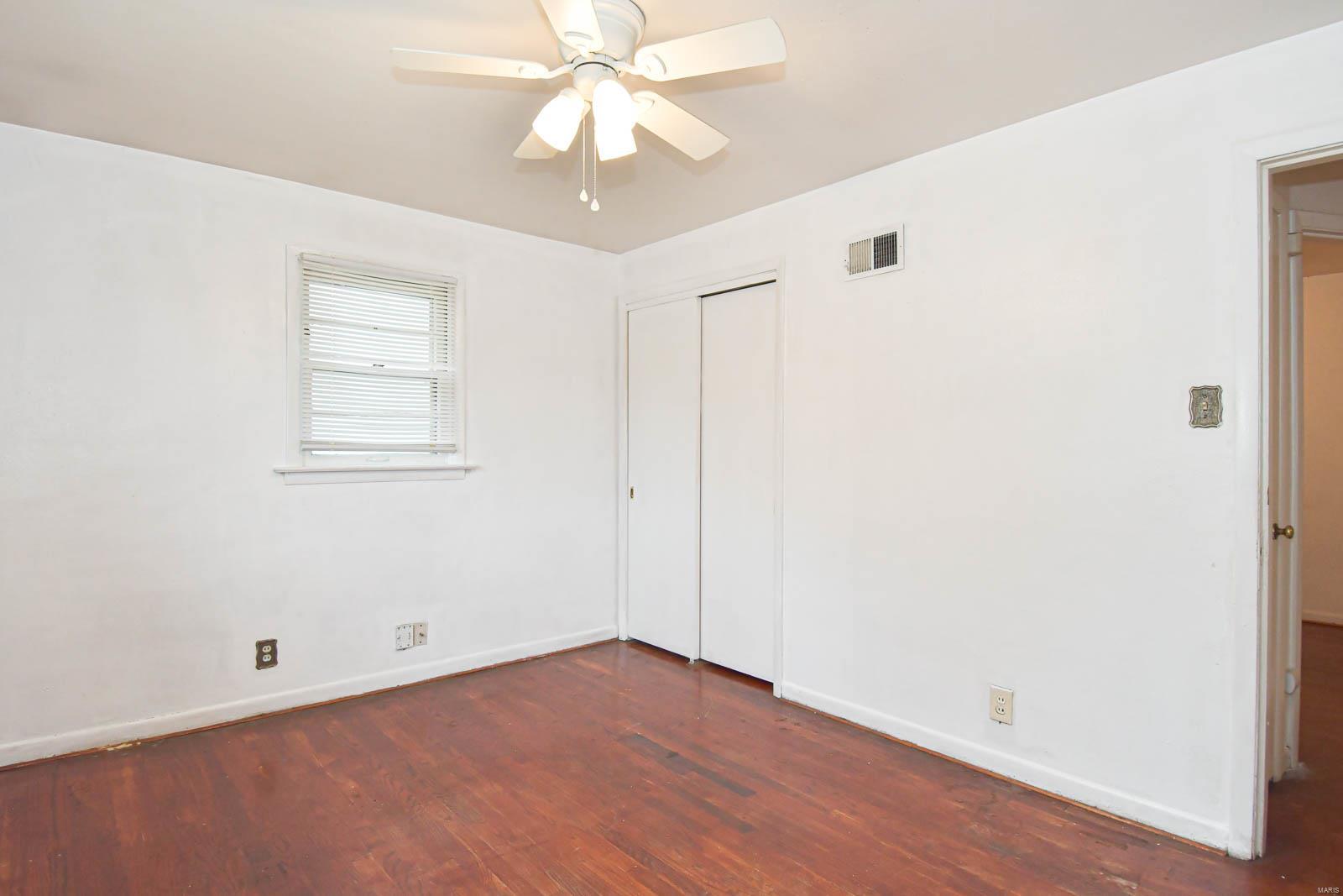 634 Chambers Road Ferguson, MO 63135 - Photo 22 of 40