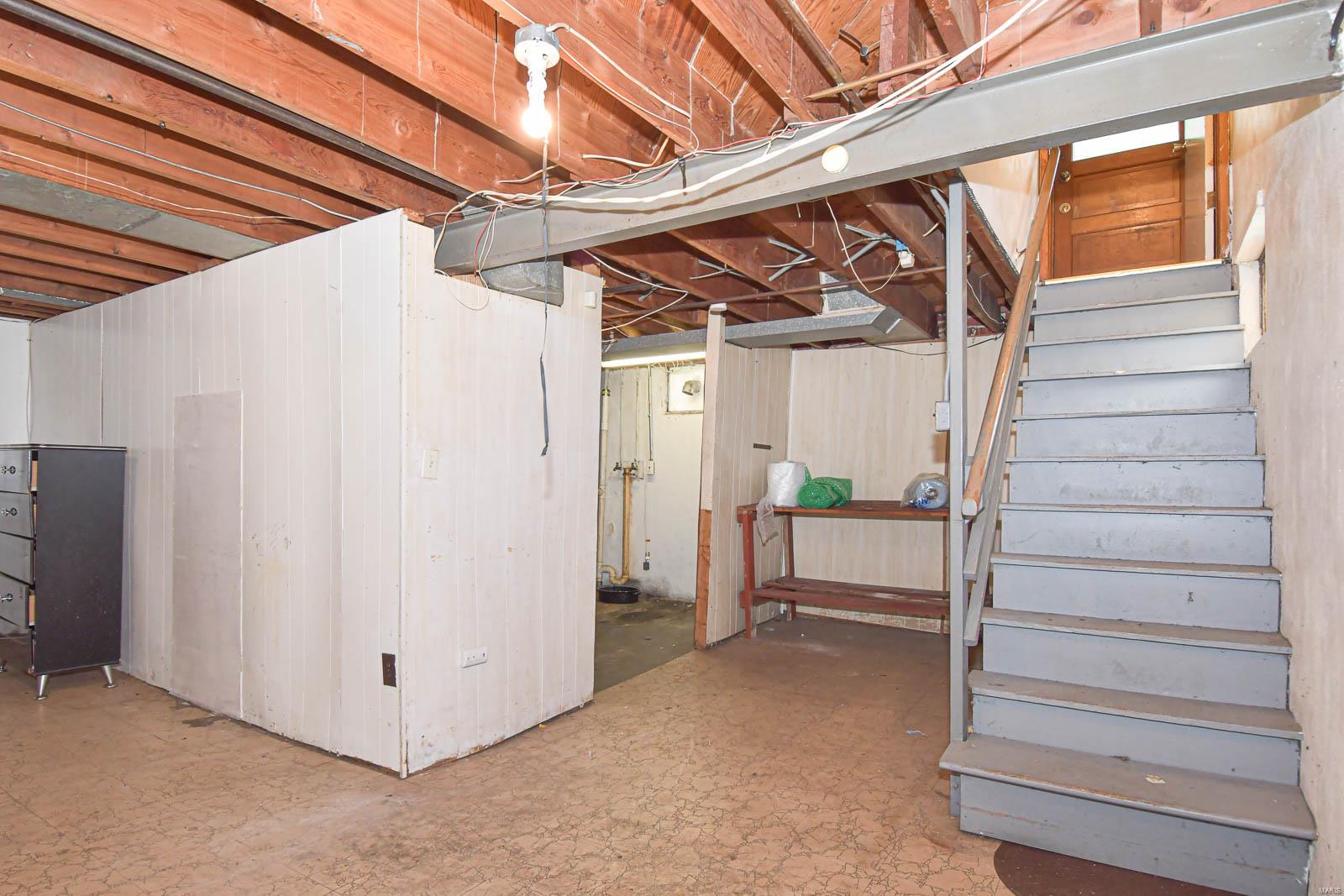 634 Chambers Road Ferguson, MO 63135 - Photo 24 of 40