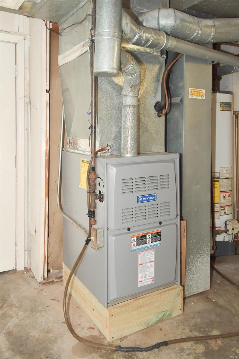 634 Chambers Road Ferguson, MO 63135 - Photo 30 of 40