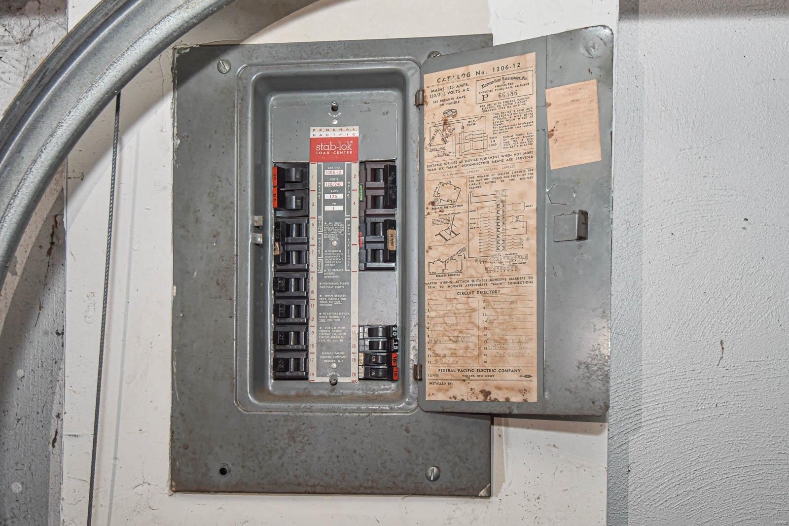 634 Chambers Road Ferguson, MO 63135 - Photo 31 of 40