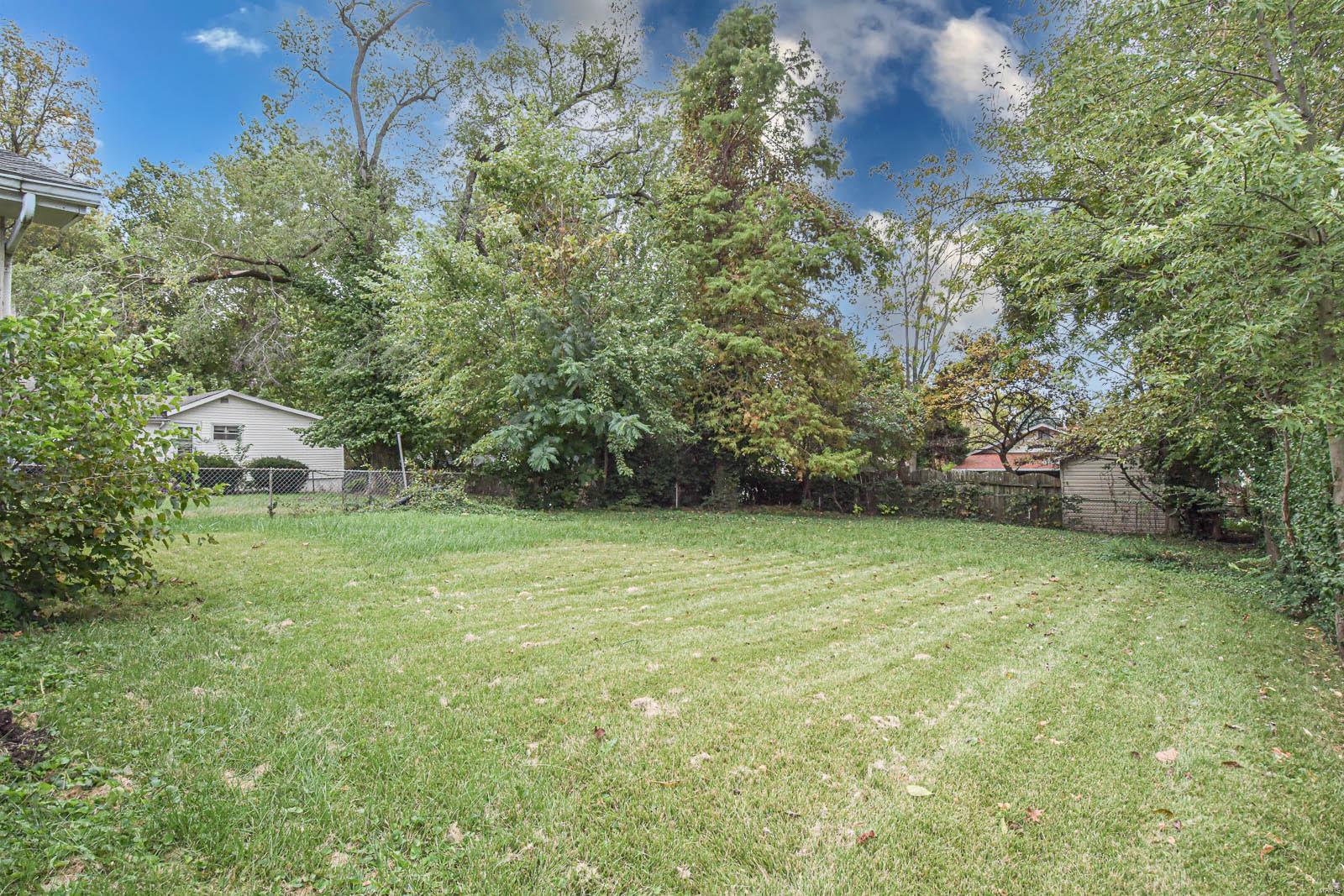 634 Chambers Road Ferguson, MO 63135 - Photo 35 of 40