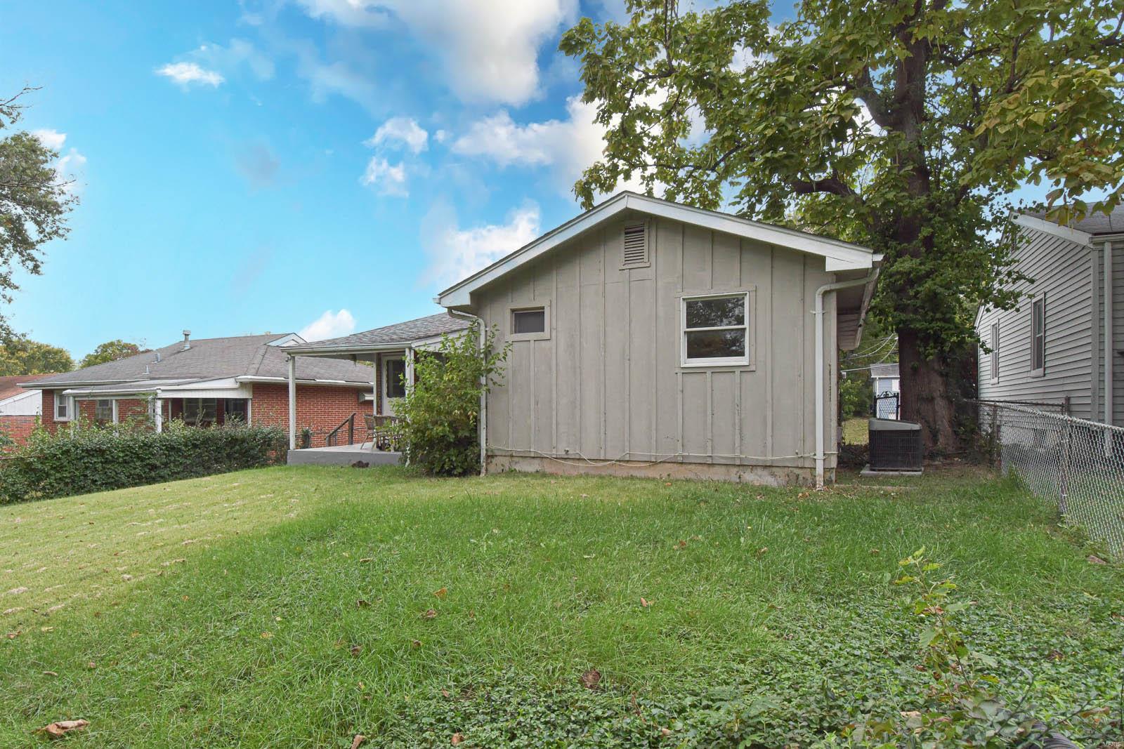 634 Chambers Road Ferguson, MO 63135 - Photo 38 of 40