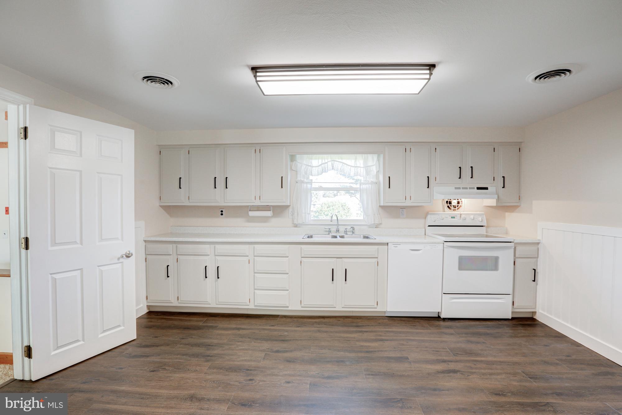 263 Schoolhouse Road West Grove, PA 19390 - Photo 35 of 54 Gallery Image 35