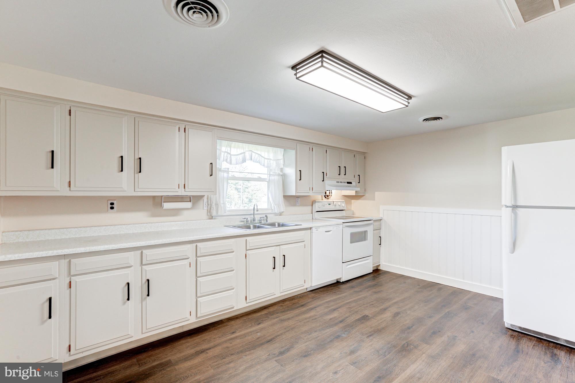 263 Schoolhouse Road West Grove, PA 19390 - Photo 36 of 54 Gallery Image 36