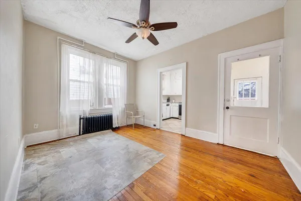 $220,000 | 715 Highland Avenue Southeast, Roanoke, VA 24013