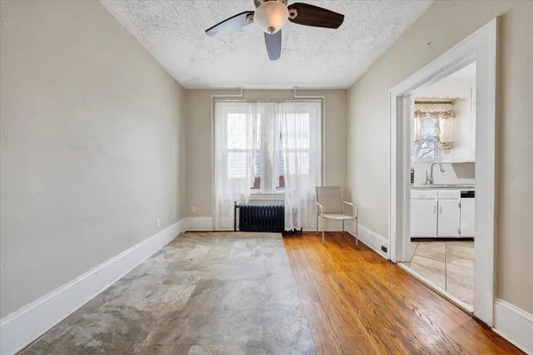 $220,000 | 715 Highland Avenue Southeast, Roanoke, VA 24013