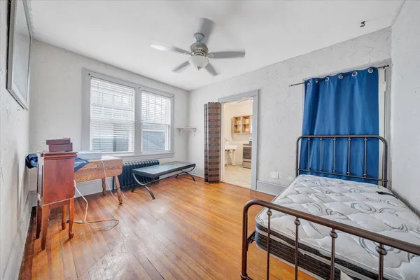 $220,000 | 715 Highland Avenue Southeast, Roanoke, VA 24013