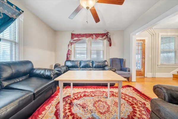 $220,000 | 715 Highland Avenue Southeast, Roanoke, VA 24013