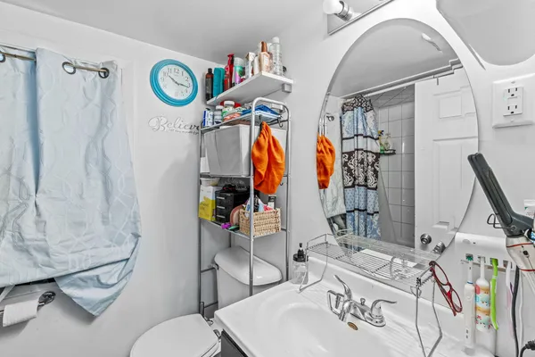 $345,000 | 1915 Herbert Avenue, Berkeley, IL 60163