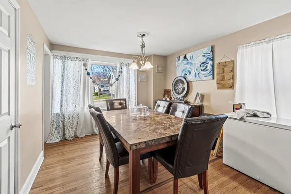 $345,000 | 1915 Herbert Avenue, Berkeley, IL 60163