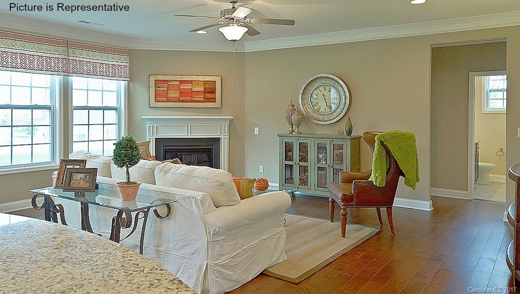 8313 Dallas Bay Road Charlotte, NC 28278 - Photo 7 of 19 Gallery Image 7