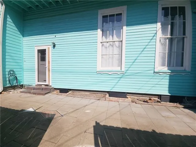 $1,200 | 2805 Annunciation Street, New Orleans, LA 70130