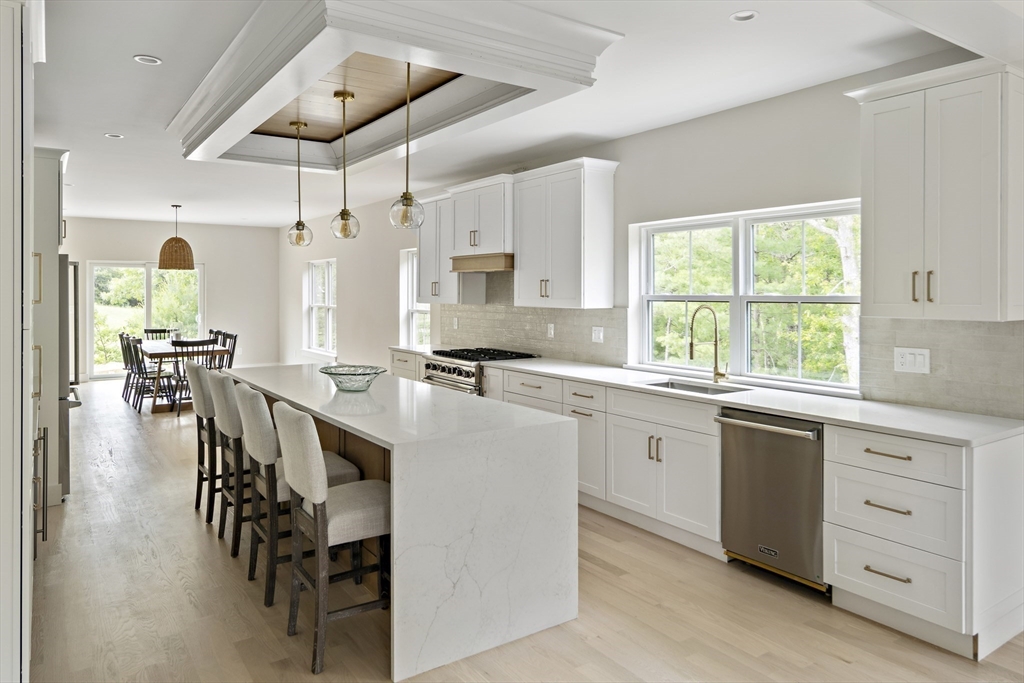 19 Couture Way Middleton, MA 01949 - Photo 9 of 42 Gallery Image 9