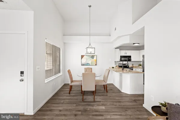 $364,900 | 11731 Summerchase Circle, Unit 1731E, Reston, VA 20194