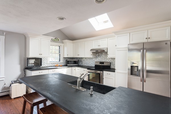 72 Nichols Road Cohasset, MA 02025 - Photo 4 of 29 Gallery Image 4
