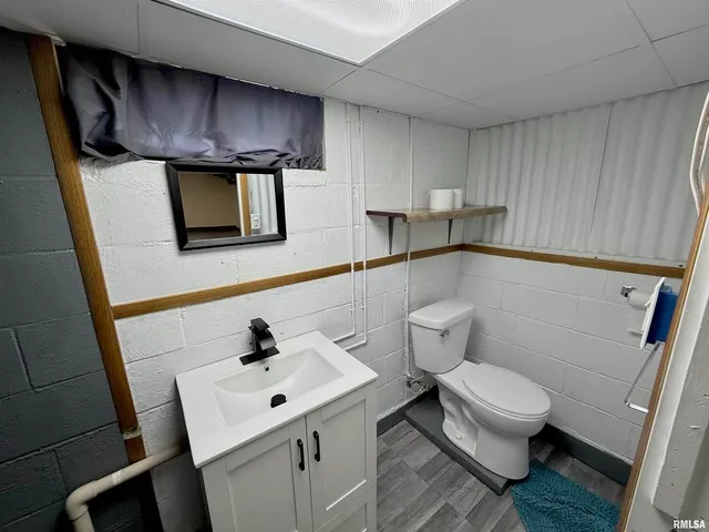 a view of a bathroom