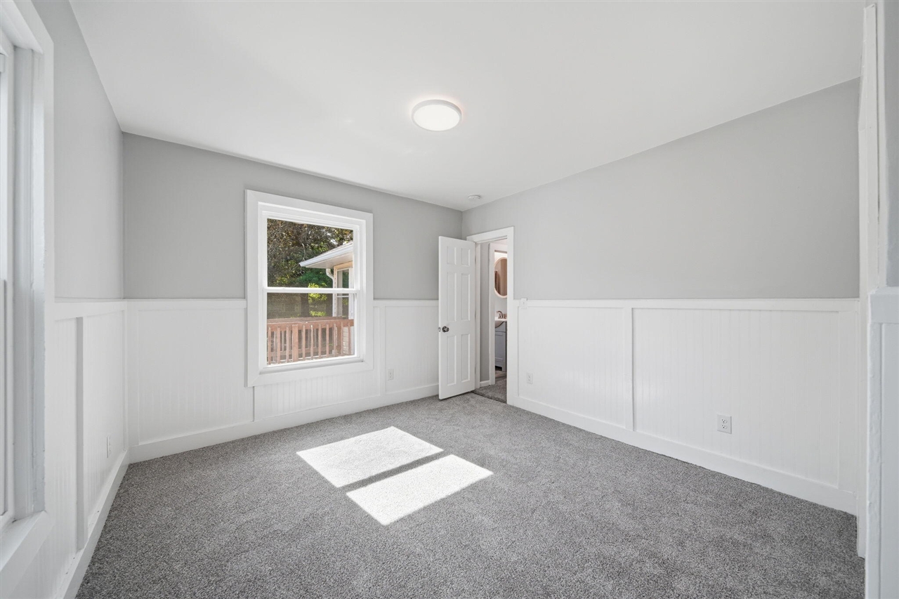 317 Lockwood Street Jackson, MI 49203 - Photo 16 of 32