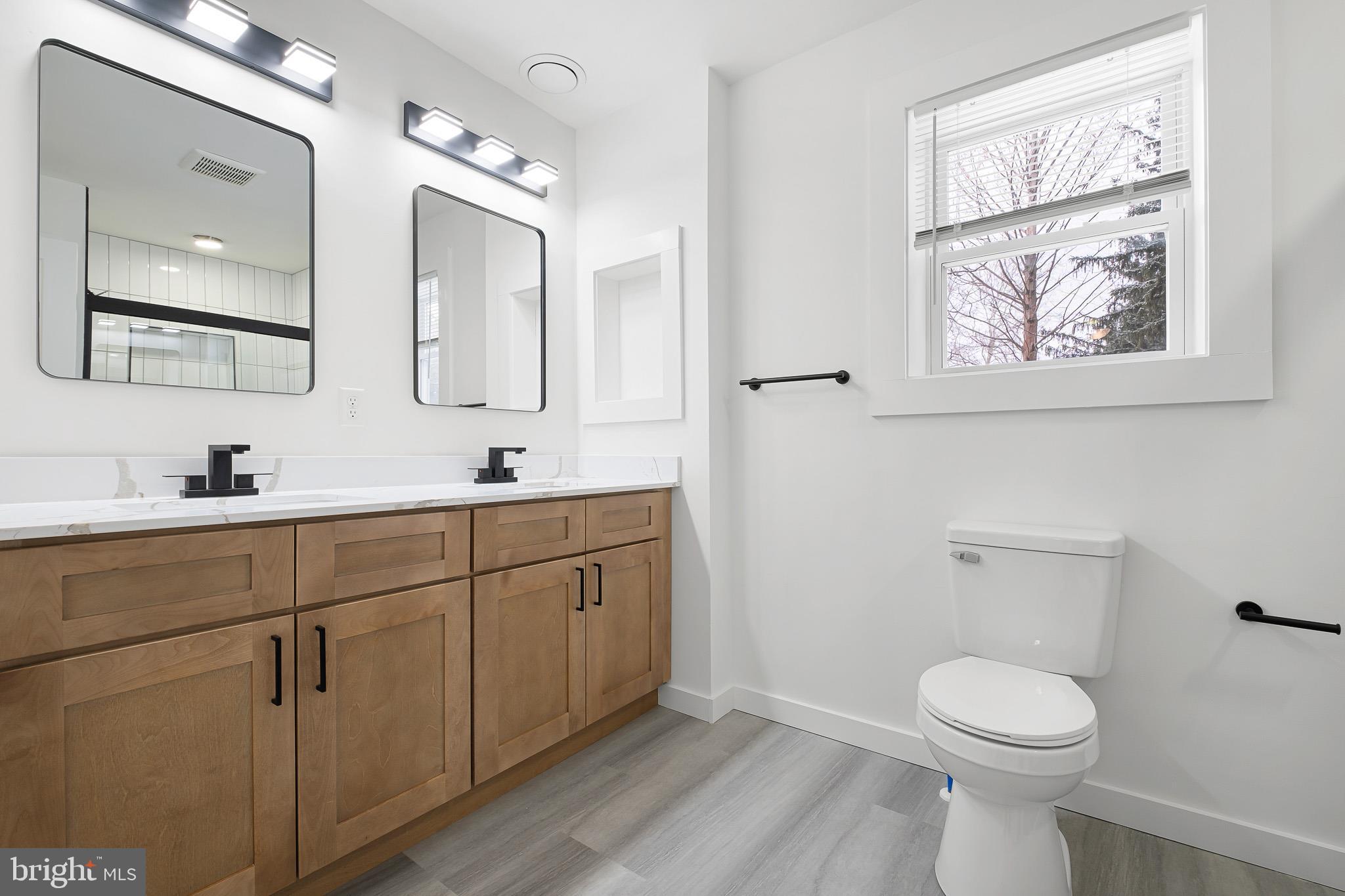 1049 Bear Road New Castle, DE 19720 - Photo 14 of 30 Ensuite bathroom in primary