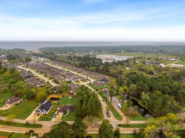 $125,000 | 13083 Point Aquarius Boulevard, Willis, TX 77318