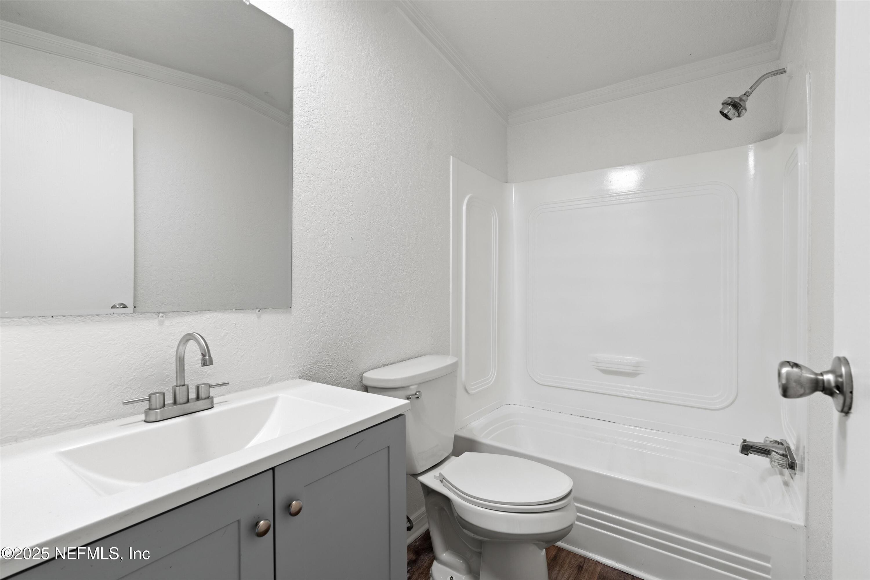 123 Mccallman Road Jacksonville, FL 32218 - Photo 9 of 62 Unit 119 Bathroom 2