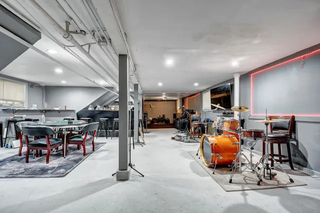 $159,873 | 8212 South Bishop Street, Chicago, IL 60620