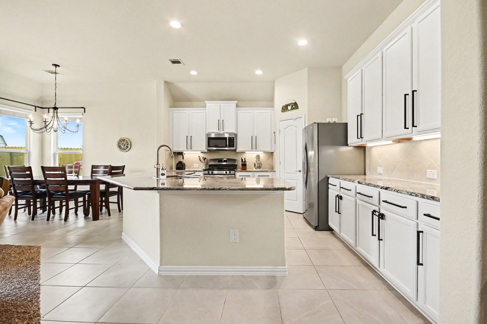 135 Rio Grande Drive Baytown, TX 77523 - Photo 13 of 31