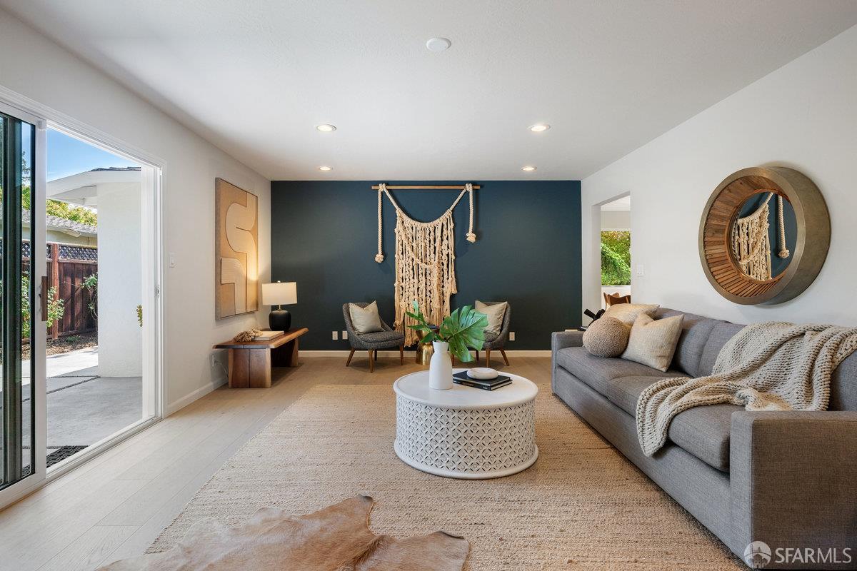 714 Wimbledon Road Walnut Creek, CA 94598 - Photo 42 of 58 a living room with furniture