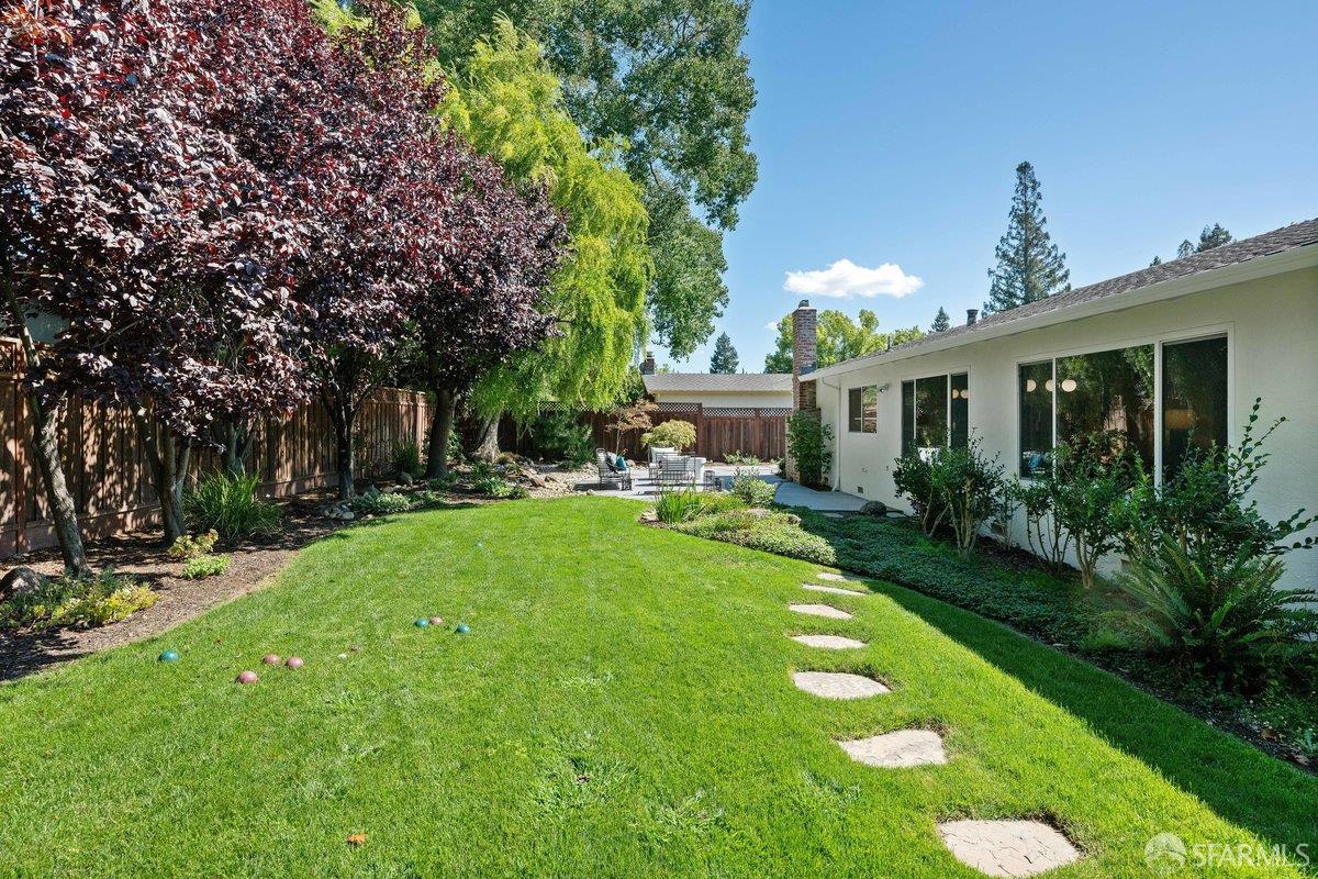 714 Wimbledon Road Walnut Creek, CA 94598 - Photo 51 of 58 a front view of a house with garden