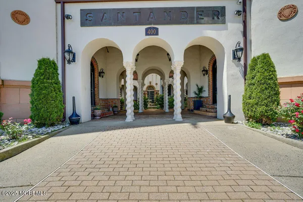 $4,000 | 400 Deal Lake Drive, Unit 8F, Asbury Park, NJ 07712