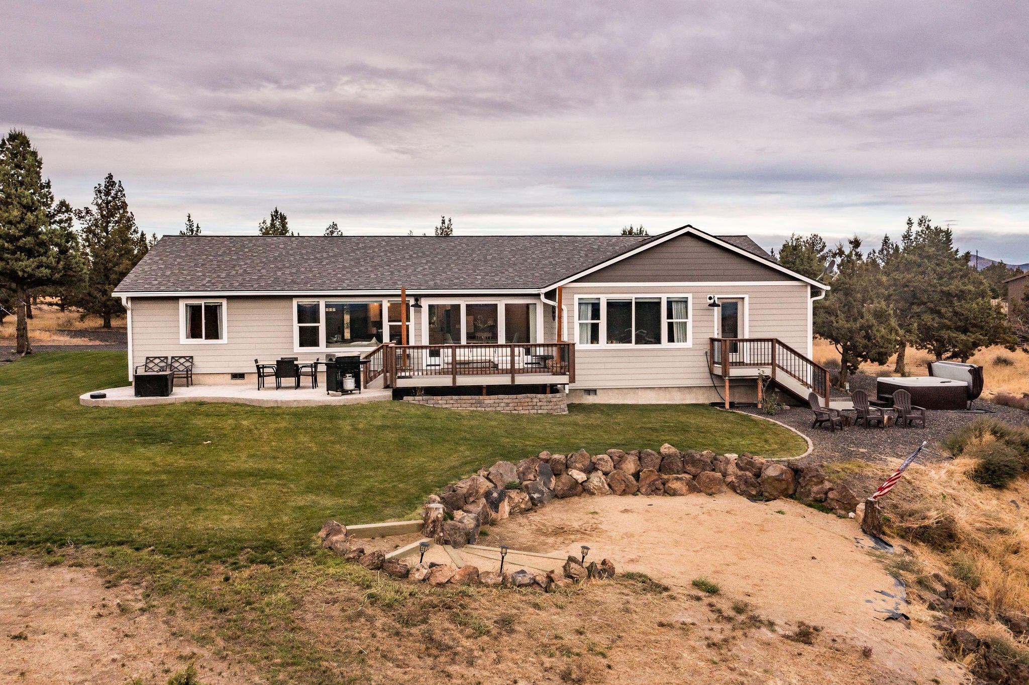 6515 Southwest Groundhog Road Terrebonne, OR 97760 - Photo 32 of 45 AlpenglowPhoto-35
